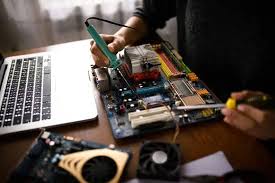 3 Reasons why computer repair is best left to the experts